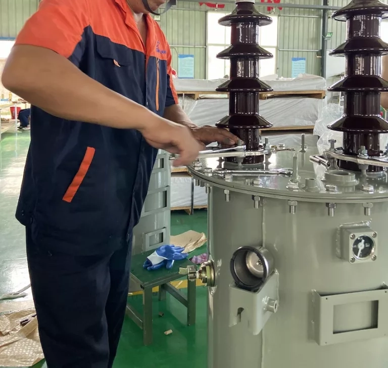 محول أحادي الطور